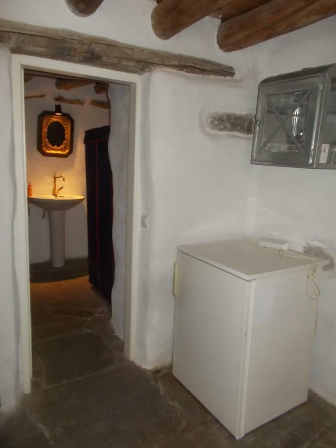 Cyclades Olive Museum'S Guest House Pitrofos Exteriör bild