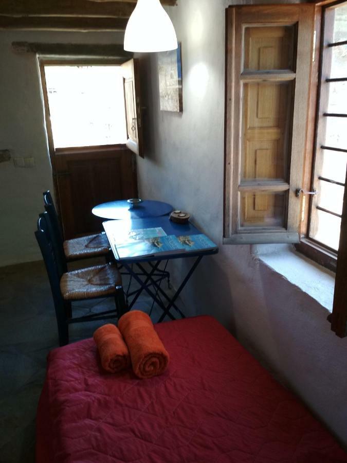 Cyclades Olive Museum'S Guest House Pitrofos Exteriör bild
