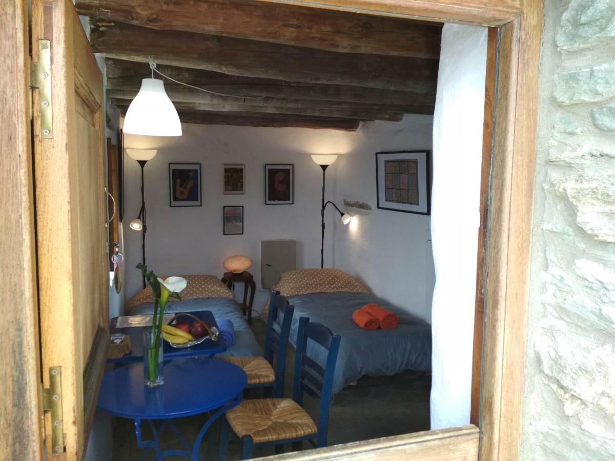 Cyclades Olive Museum'S Guest House Pitrofos Exteriör bild